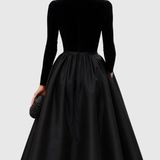Loredana – Rochie Midi Neagră din Catifea și Satin
