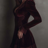 Rochie Mini din Catifea Burgundy cu Dantelă