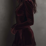 Rochie Mini din Catifea Burgundy cu Dantelă