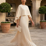 Amalia – Rochie Maxi Plisată cu Mâneci Tip Batwing